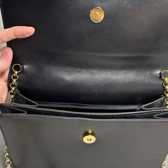 Salvatore Ferragamo Vintage Black Leather Flap Chain Link Shoulder Crossbody Bag - Picture 11 of 12